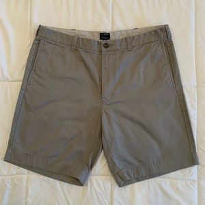 J. Crew Men’s 9" Flex Chino Gramercy Shorts 36W